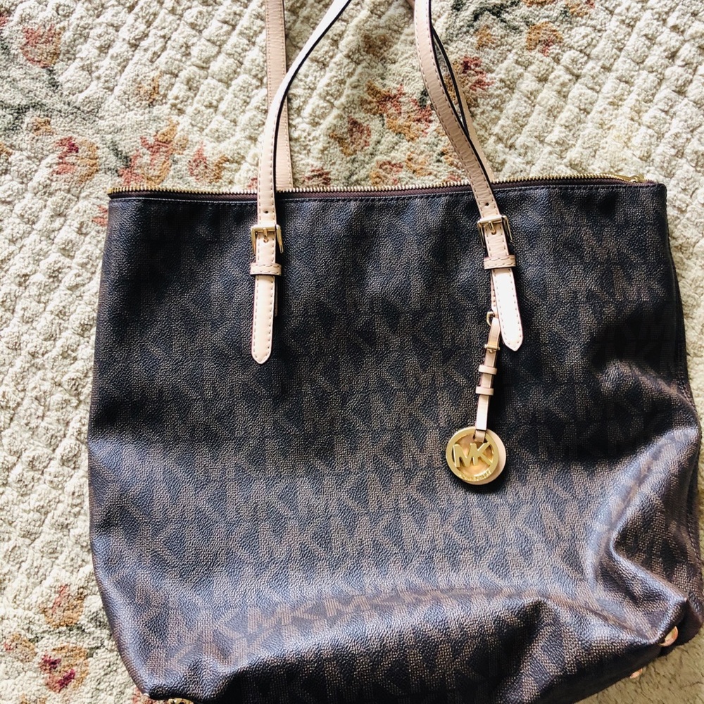 Michael Kors large tote purse